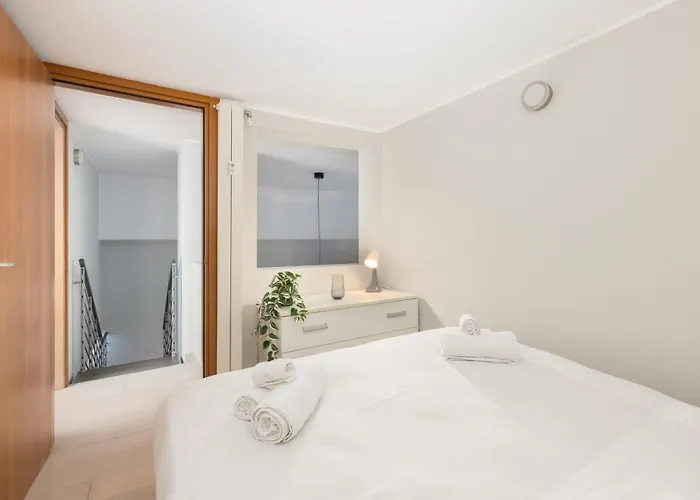 דירה Con Metro Diretta 10 Minuti Duomo *