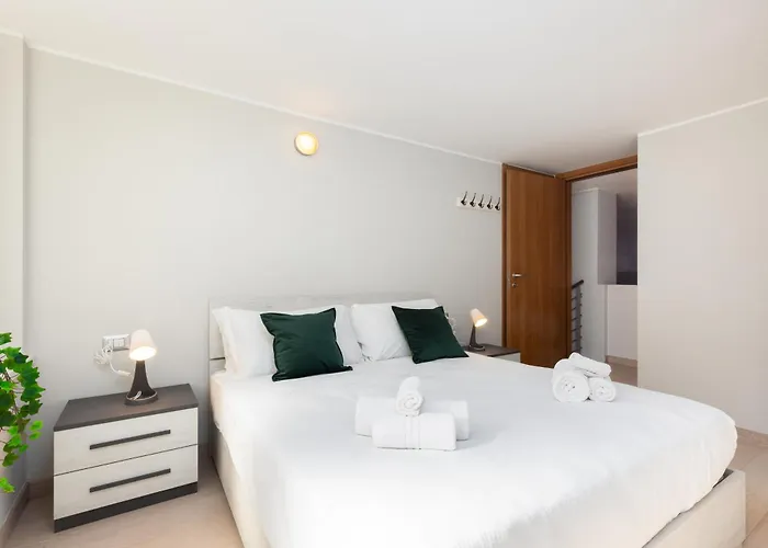 דירה Con Metro Diretta 10 Minuti Duomo *