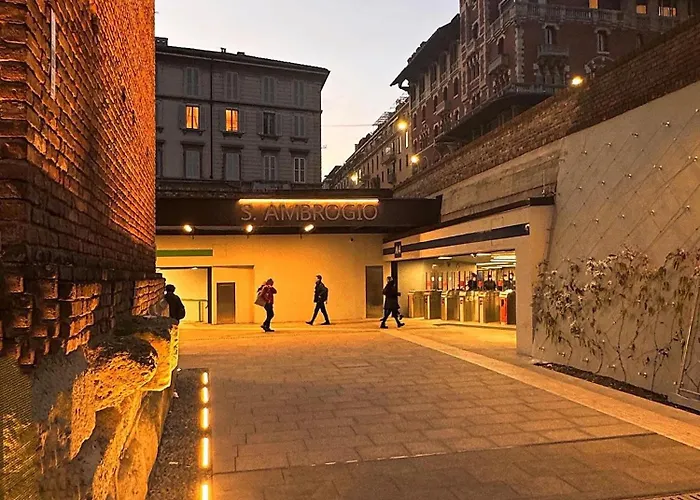 And Quiet - Μιλάνο