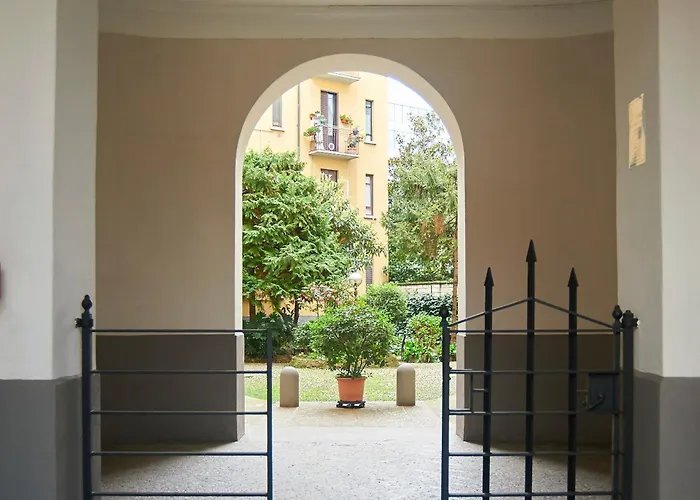 Design & Comfort A Metro A 2 Min Appartement Milaan