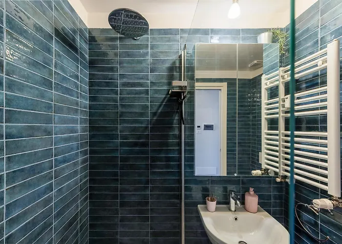 Station 3 Design Apartaments-2 Apts With Parking -1 With Balcony, No Box- Olympic Hub- Town Homes ミラノ