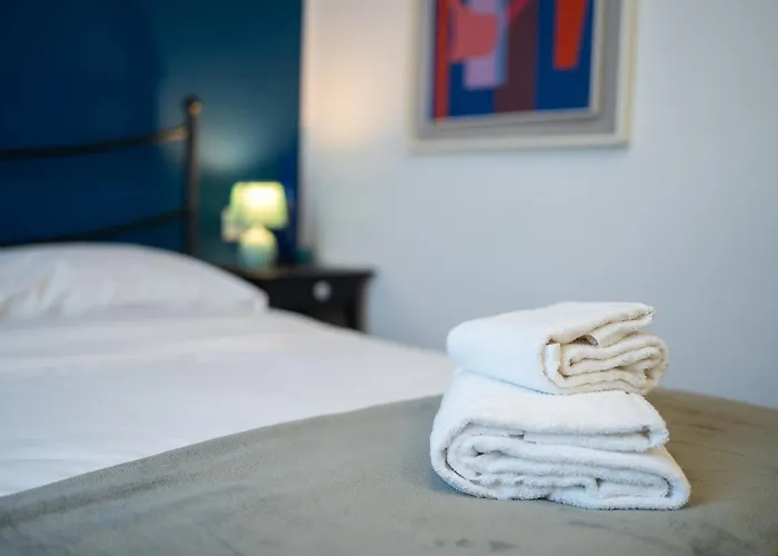 Station 3 Design Apartaments-2 Apts With Parking -1 With Balcony, No Box- Olympic Hub- Town Homes アパート