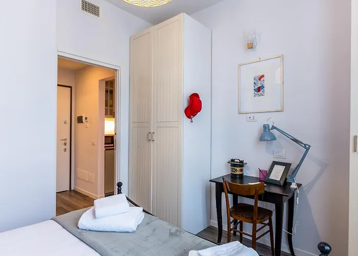 Station 3 Design Apartaments-2 Apts With Parking -1 With Balcony, No Box- Olympic Hub- Town Homes アパート ミラノ