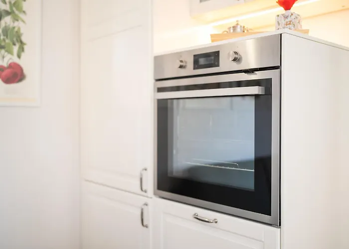 アパート Station 3 Design Apartaments-2 Apts With Parking -1 With Balcony, No Box- Olympic Hub- Town Homes ミラノ