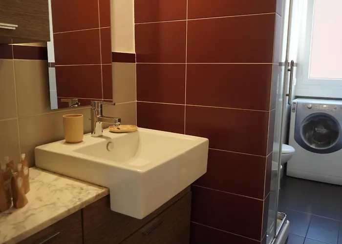 شقة Tavazzano 10 - At Your Place *