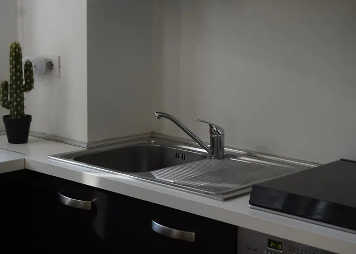 Tavazzano 10 - At Your Place *