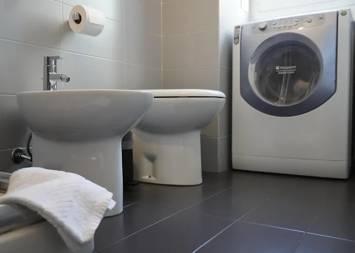 Tavazzano 10 - At Your Place شقة