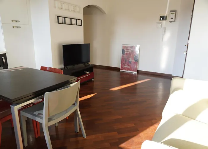 Tavazzano 10 - At Your Place *