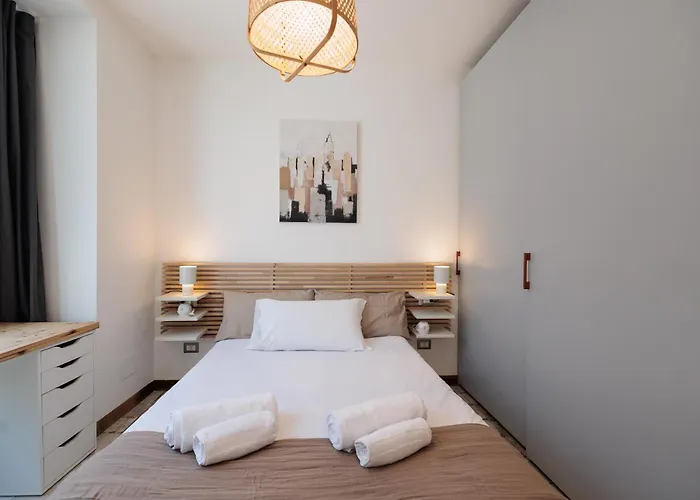 Urban House - Darsena Navigli Center