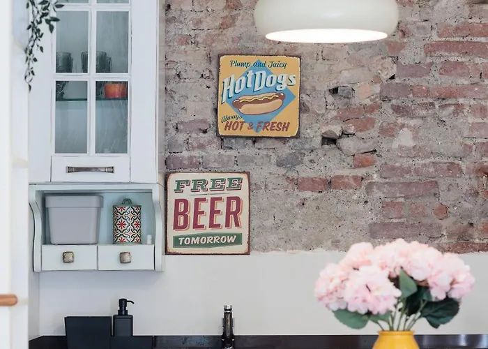 Urban House - Darsena Navigli Center * Milaan