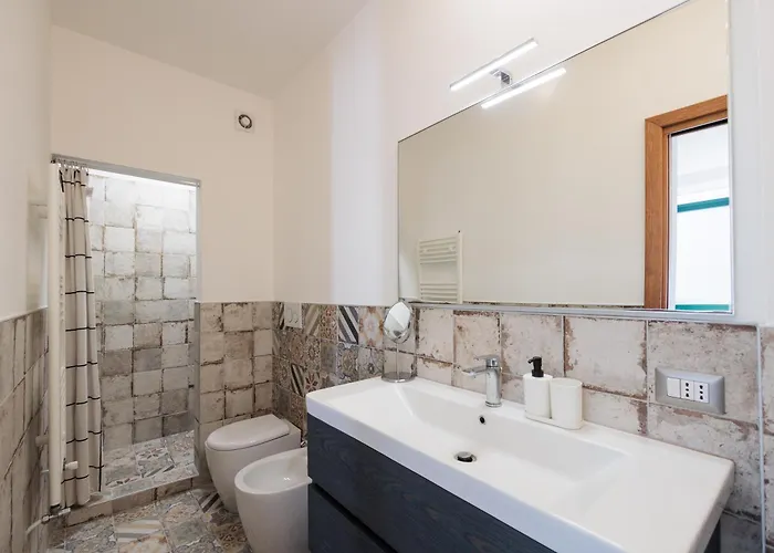 Urban House - Darsena Navigli Center Milaan