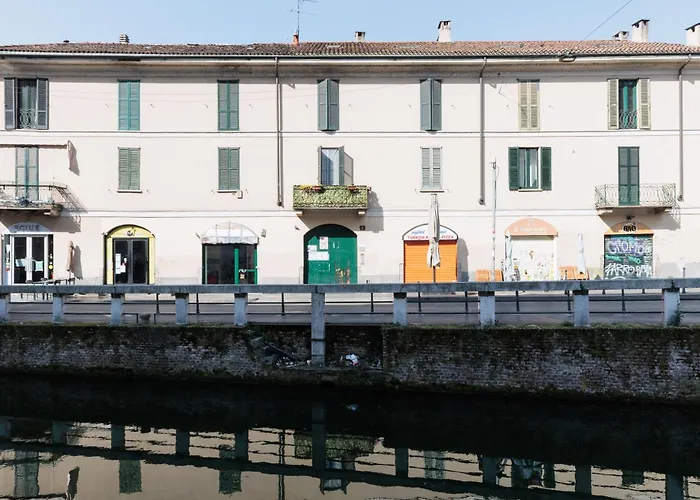 Urban House - Darsena Navigli Center * Milaan