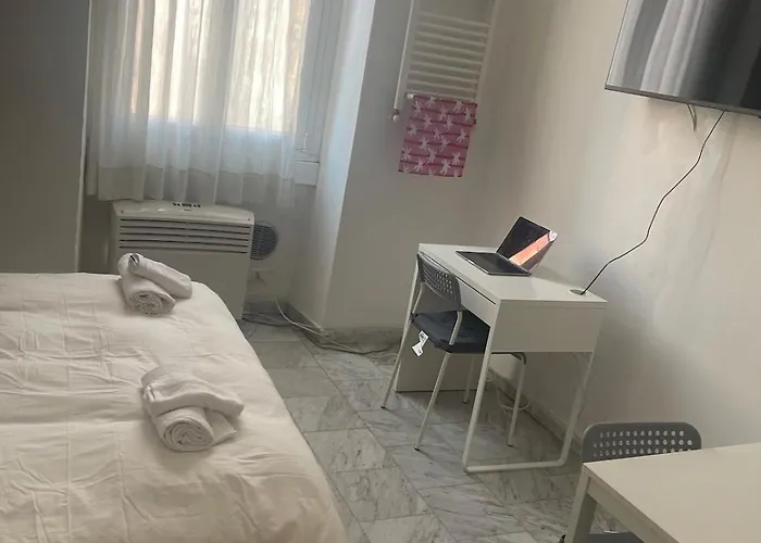 Charming In The Center *