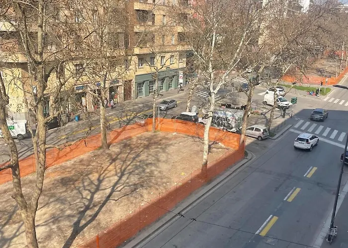 Апартаменты Charming In The Center