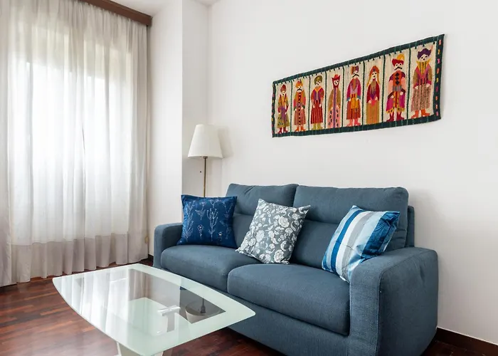 Wonderful Three-room Just Few Minutes Away From Mm Tricolore *