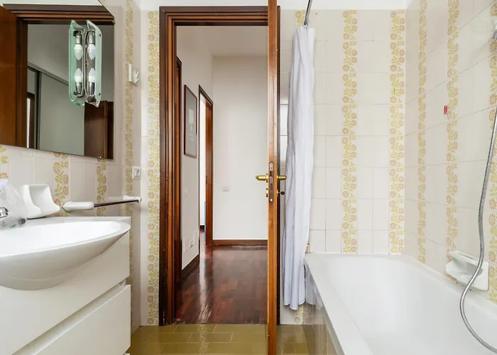 Wonderful Three-room Just Few Minutes Away From Mm Tricolore