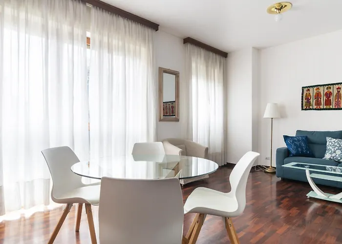 Wonderful Three-room Just Few Minutes Away From Mm Tricolore * Milan