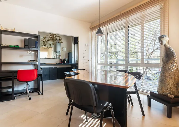 Spacious And Bright In The Center * Milaan