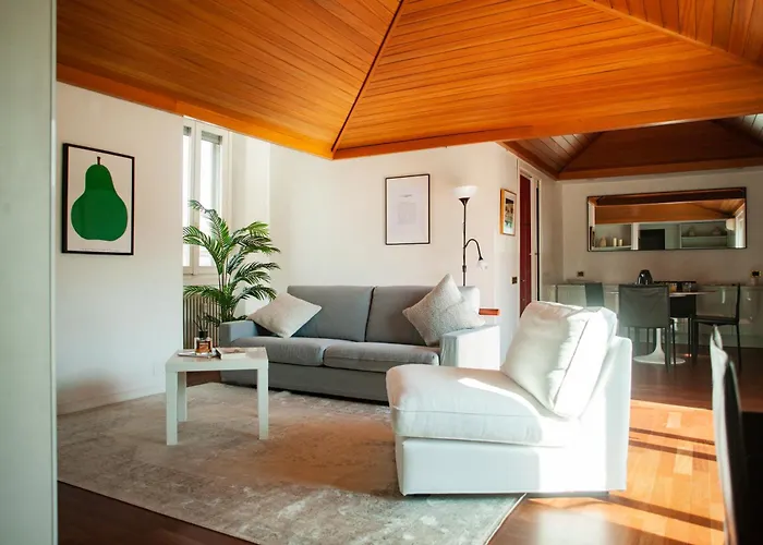 Penthouse With Panoramic Terrace - Design And Luxury * Milán