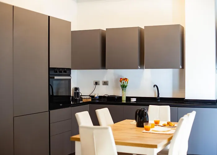 Design & Luxury With Garden In San Senatore *