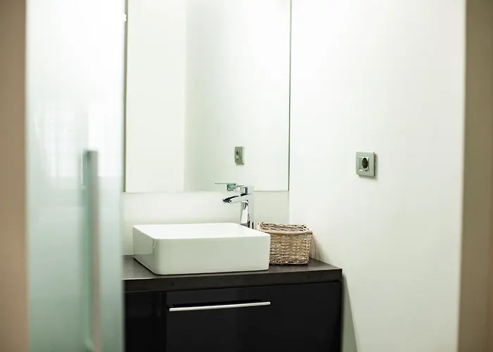 Design & Luxury With Garden In San Senatore *