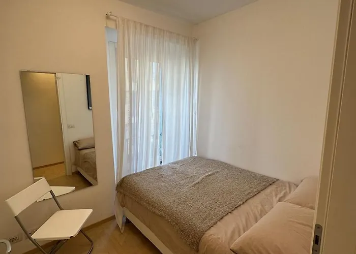 アパート Flavia Flexyrent Ac