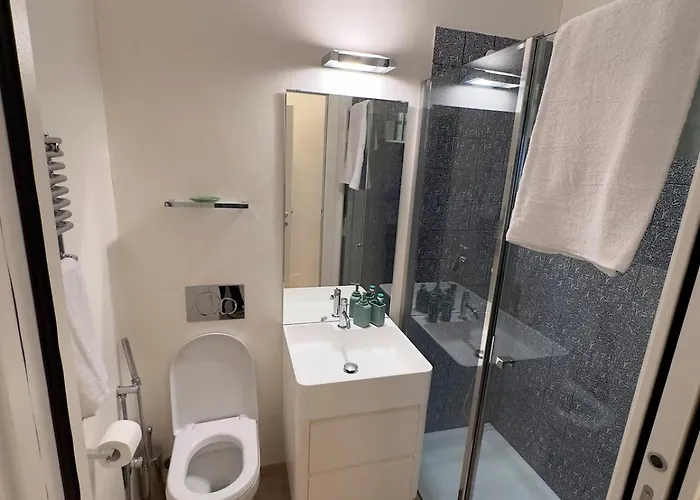 Flavia Flexyrent Ac * Милан