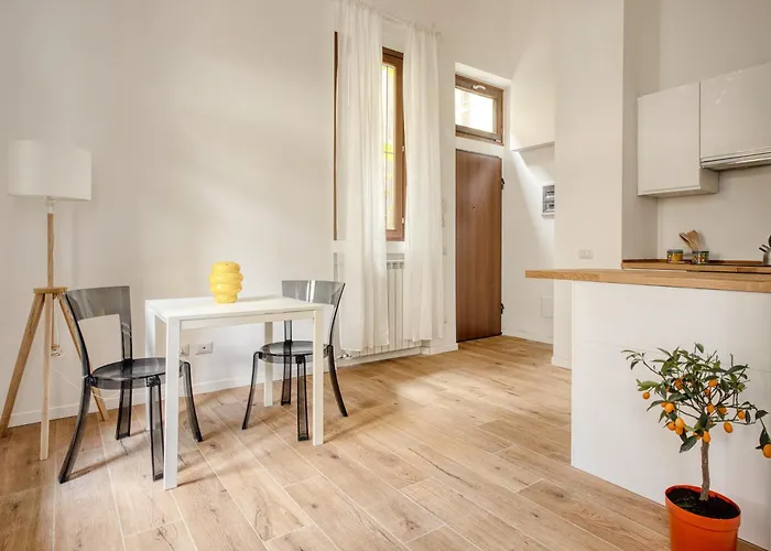 Hostmate - - Loreto