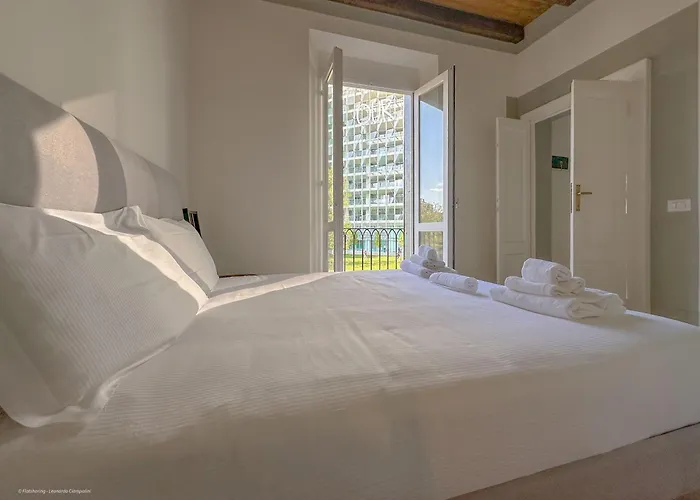 Castillia 22 - Terrazza Sul Bosco Verticale Apartamento