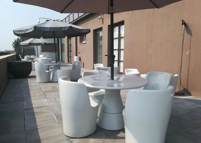 Penthouse 5 Minutes From Duomo Apartmán *