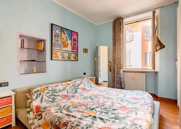 アパート A Quiet And Loving Gem In The Center Of ミラノ