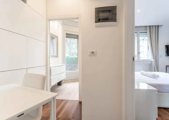 Marenco - Pagano Red Line - Free Wifi Милан