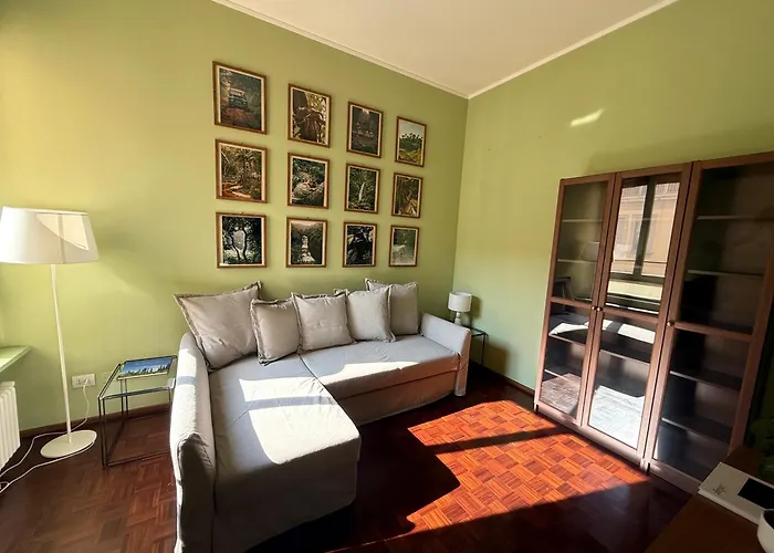 Urban Jungle 5 - Montenapoleone * Milano