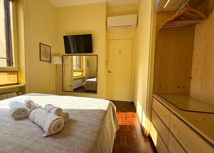 Urban Jungle 5 - Montenapoleone Daire Milano