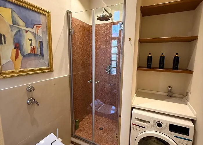 Urban Jungle 5 - Montenapoleone