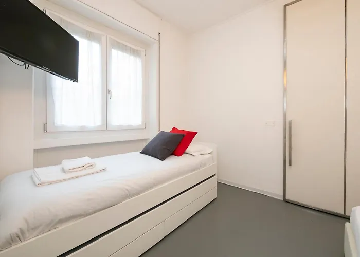 아파트 Italstay - Sui Navigli - Pet Friendly *
