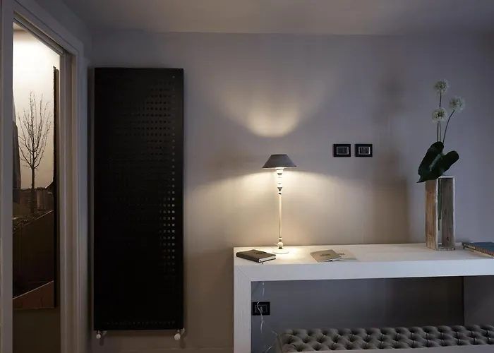 Luxury Design Downtown - Free Parking *