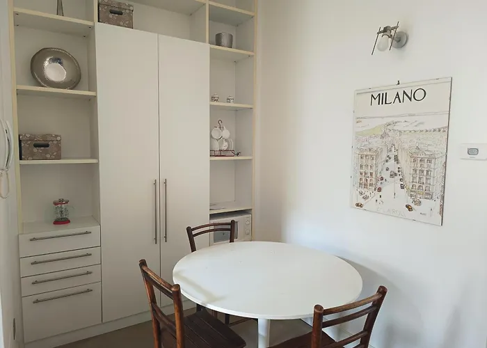 Youhosty - Navigli View Milan