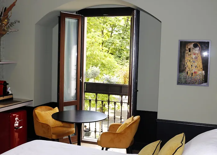 Guesthost - Brera Exclusive And 3* ミラノ