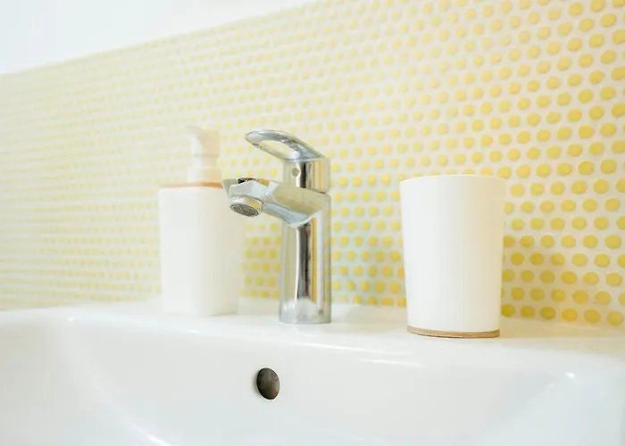 Apartment Isola 5 Minutes From Porta Garibaldi Station