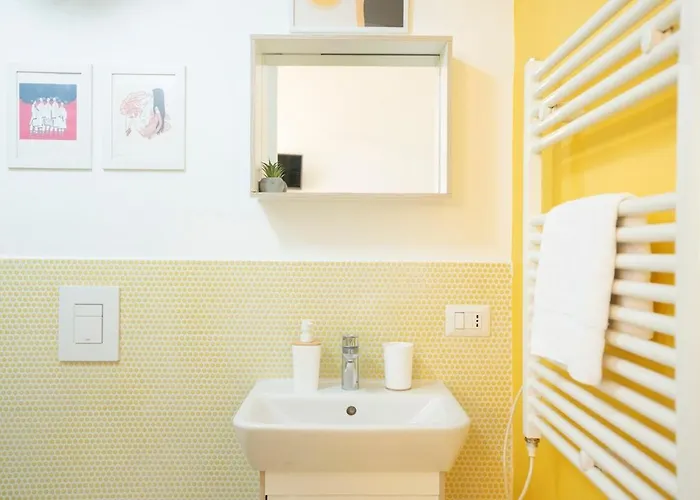 Isola 5 Minutes From Porta Garibaldi Station * Mailand