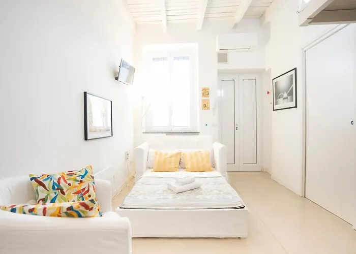 Apartment Isola 5 Minutes From Porta Garibaldi Station