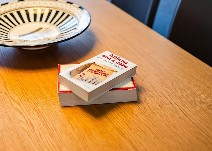 Guesthost - Casa Titus Милан