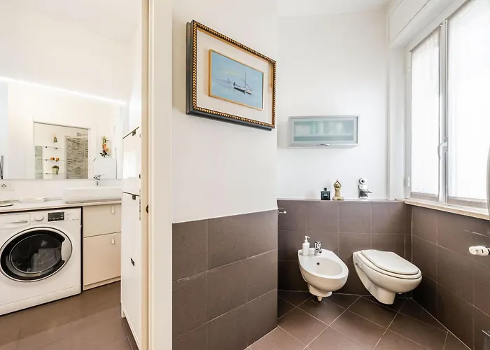 Guesthost - Casa Titus * Милан