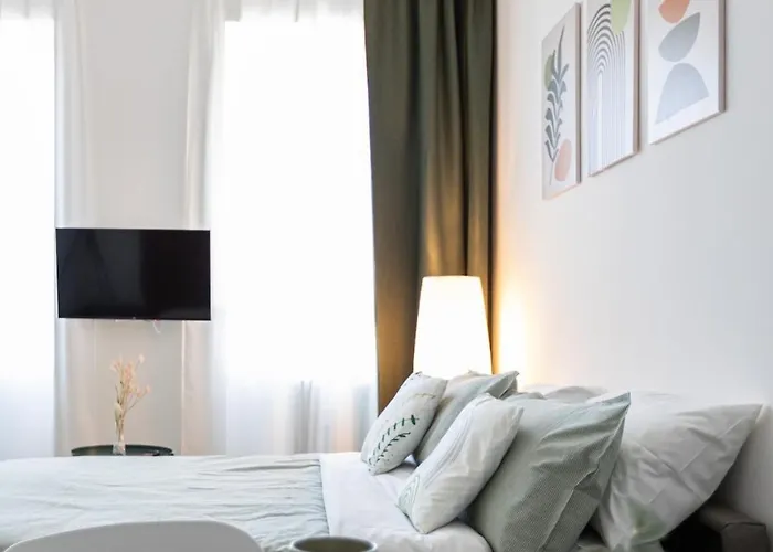 Luxury Navigli Apartment *