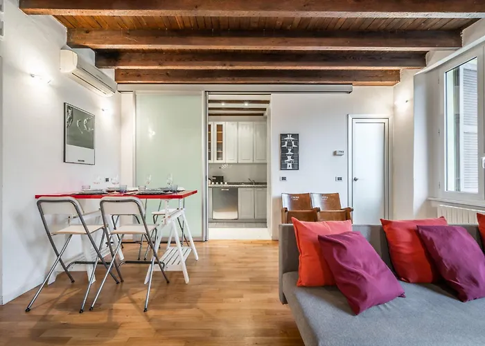 Vivimihome - Elegant 10 Minutes From The Duomo 아파트 밀라노