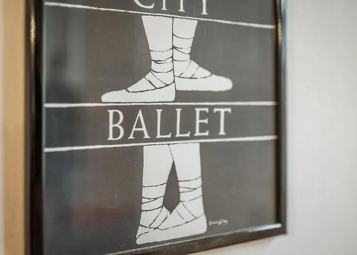 Vivimihome - Elegant 10 Minutes From The Duomo *