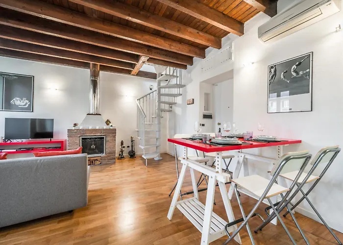 Vivimihome - Elegant 10 Minutes From The Duomo