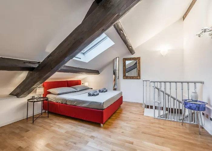 Vivimihome - Elegant 10 Minutes From The Duomo 아파트