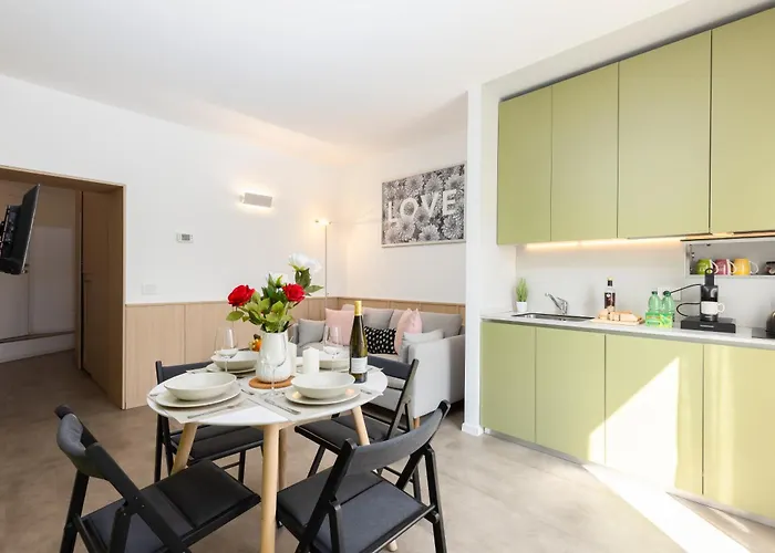 Divi Santa Marta Charme - - Duomo Апартаменты Милан